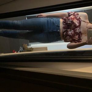 Off the shoulder crop